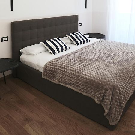 Comecasa Citta Studi Terraced Apartment มิลาน ภายนอก รูปภาพ